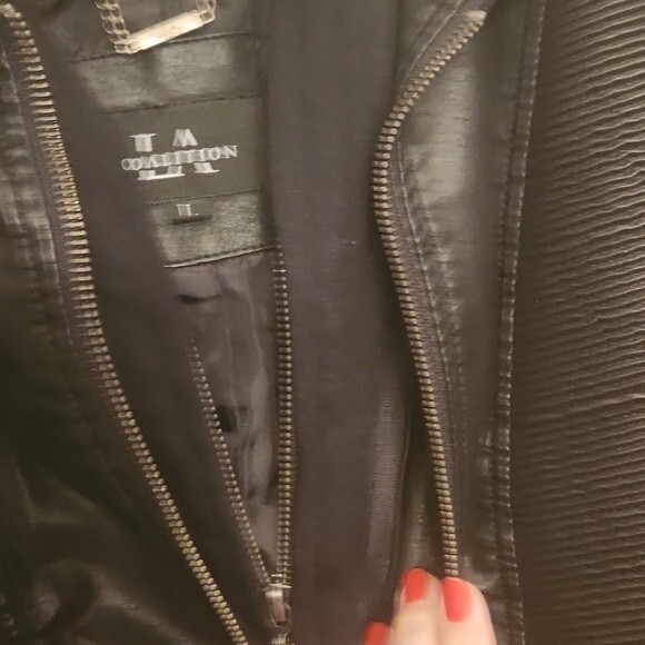 Coalition Black Faux Leather Jacket w/ Second Layer in Jacket (2 Layers) Size L - Picture 8 of 13